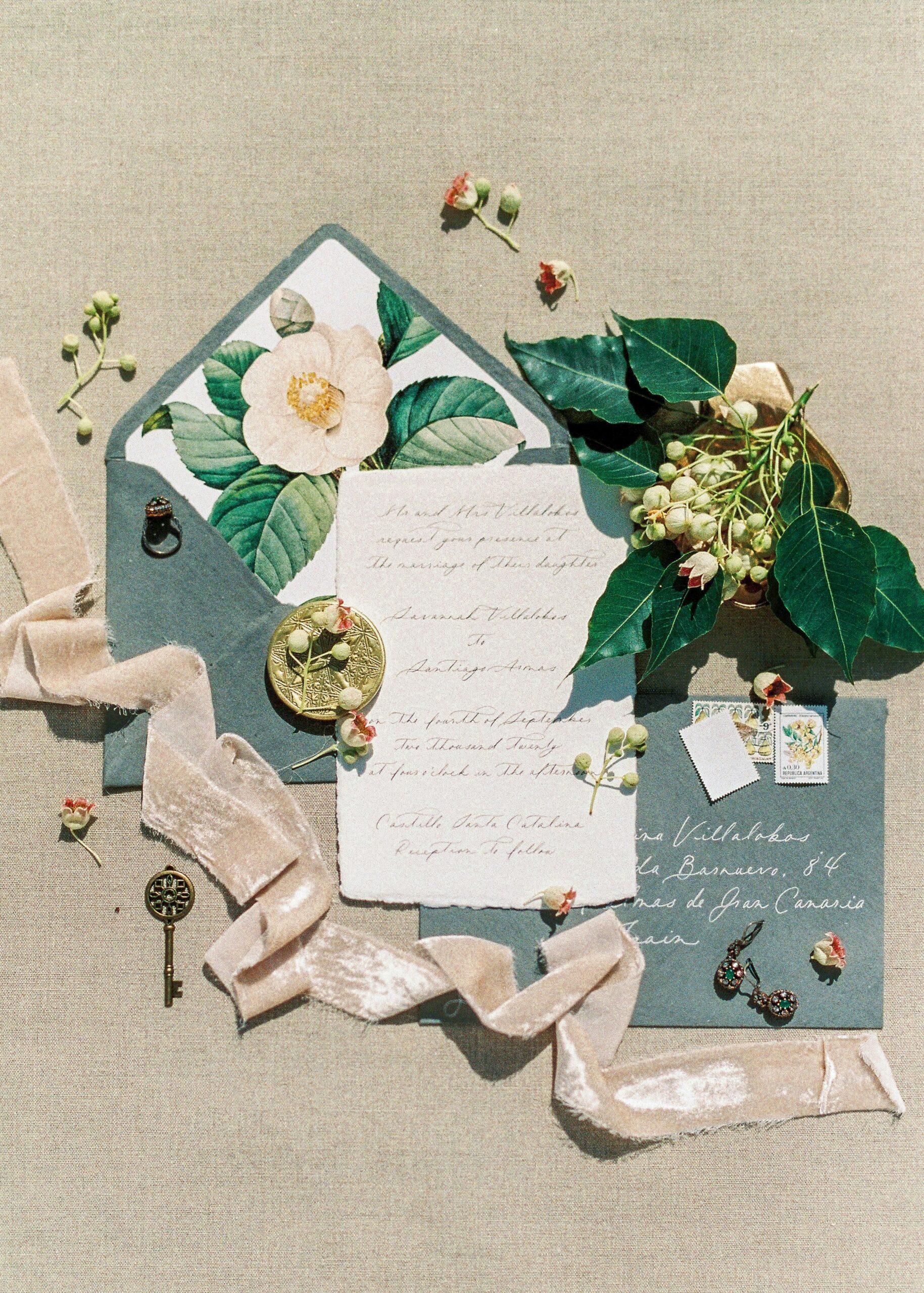 wedding invitations